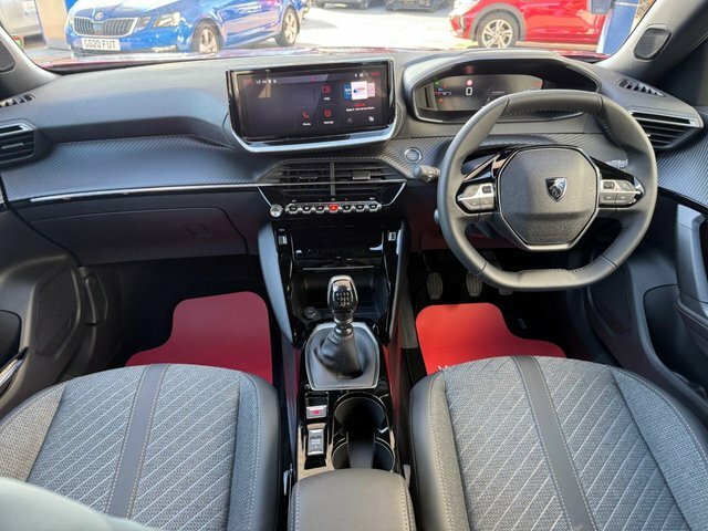 Peugeot 2008 1.2 Puretech Allure Suv Eat Euro 6 Ss White #49