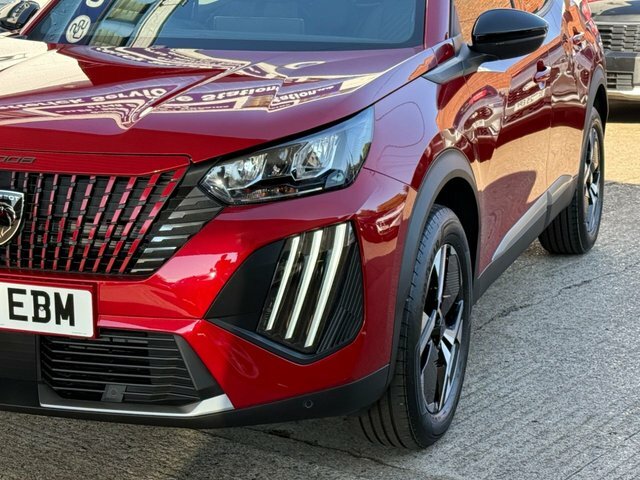Peugeot 2008 1.2 Puretech Allure Suv Eat Euro 6 Ss White #22