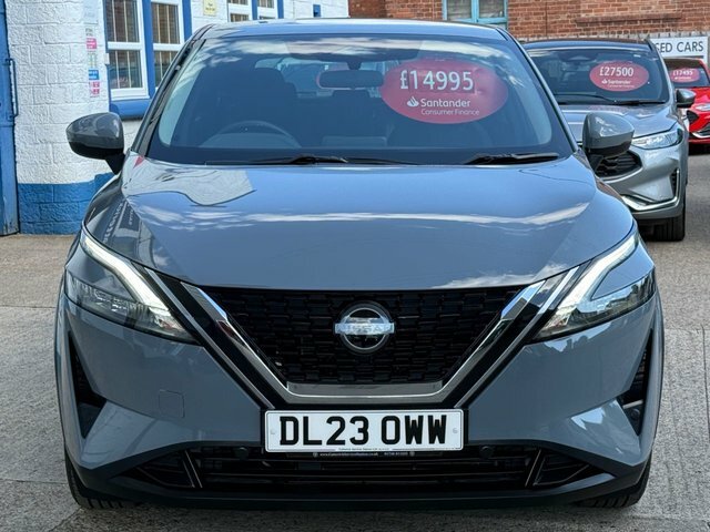 Nissan Qashqai 1.3 Dig-t Mhev Acenta Premium Suv Hybri Grey #2