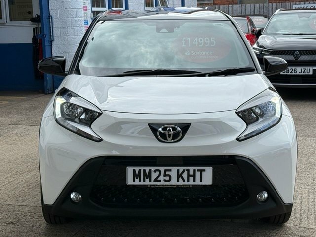Toyota Aygo X Vvt-i Edge Hatchback White #2