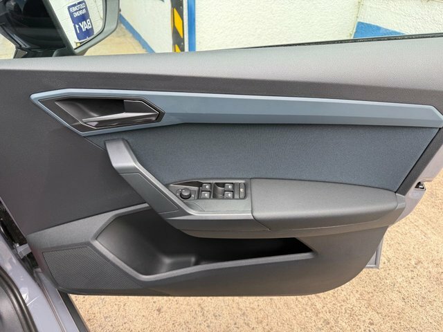 Seat Arona 1.0 Tsi Se Grey #59
