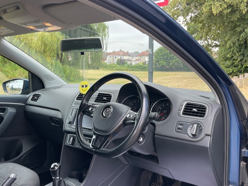 Volkswagen Polo 1.0 S 60 Bhp Red #34