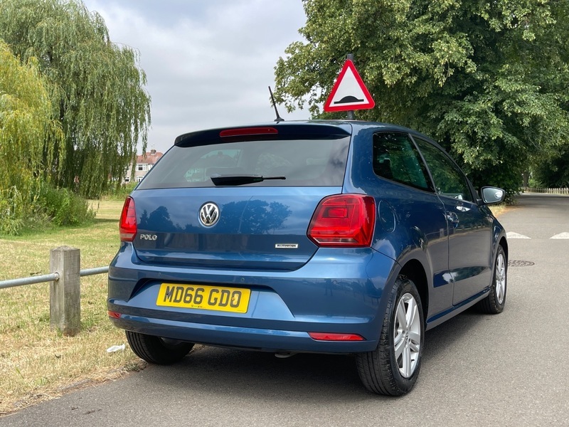 Volkswagen Polo 1.0 S 60 Bhp Red #31