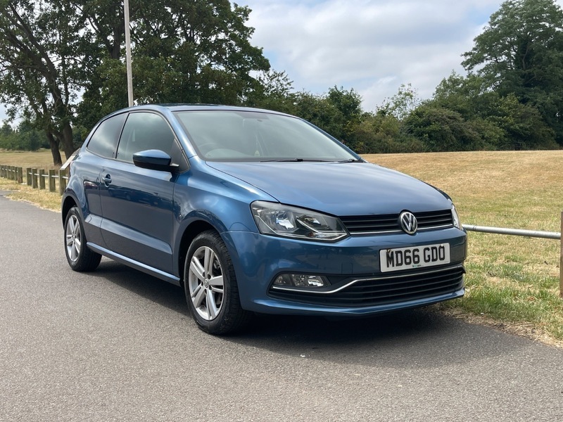 Volkswagen Polo 1.0 S 60 Bhp Red #24