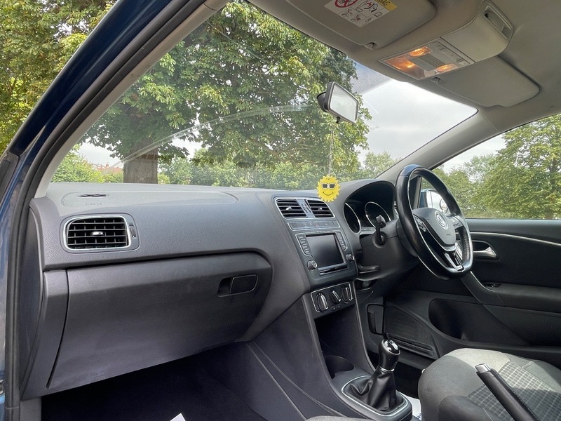 Volkswagen Polo 1.0 S 60 Bhp Red #38