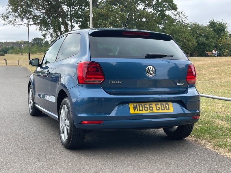 Volkswagen Polo 1.0 S 60 Bhp Red #18
