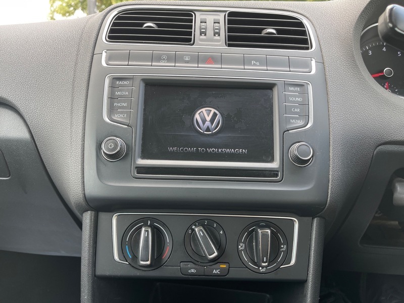 Volkswagen Polo 1.0 S 60 Bhp Red #44