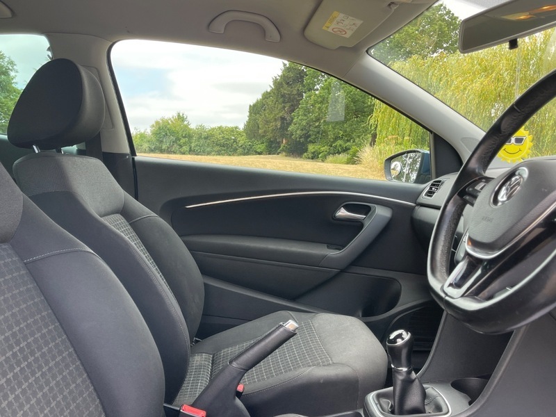 Volkswagen Polo 1.0 S 60 Bhp Red #35
