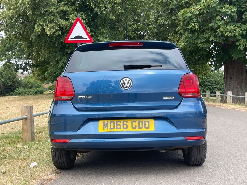 Volkswagen Polo 1.0 S 60 Bhp Red #33