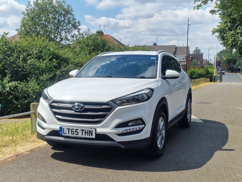 Hyundai Tucson Crdi Se Blue Drive White #4