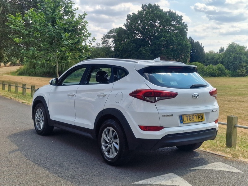 Hyundai Tucson  Beige #12
