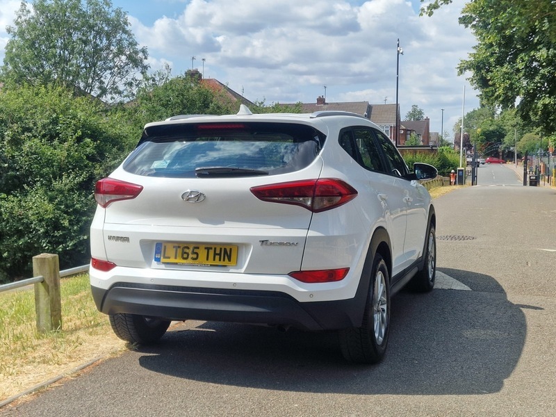 Hyundai Tucson  Beige #34