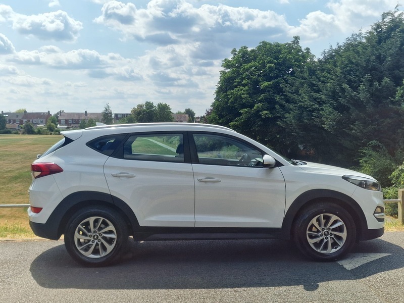 Hyundai Tucson  Beige #27