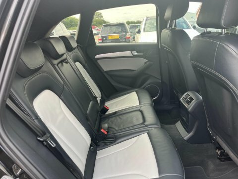 Audi SQ5 3.0 Bitdi V6 Black #2