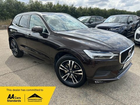 Volvo XC60 2.0 D4 Momentum LR18KND Brown