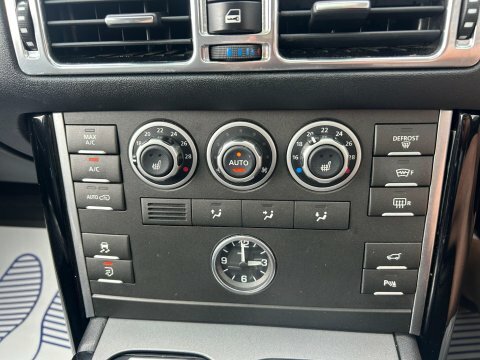 Land Rover Range Rover Vogue Se Black #27