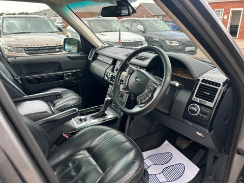 Land Rover Range Rover Vogue Se Black #20