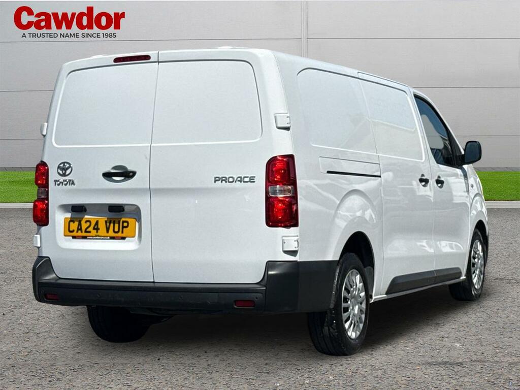 Toyota PROACE Icon White #3