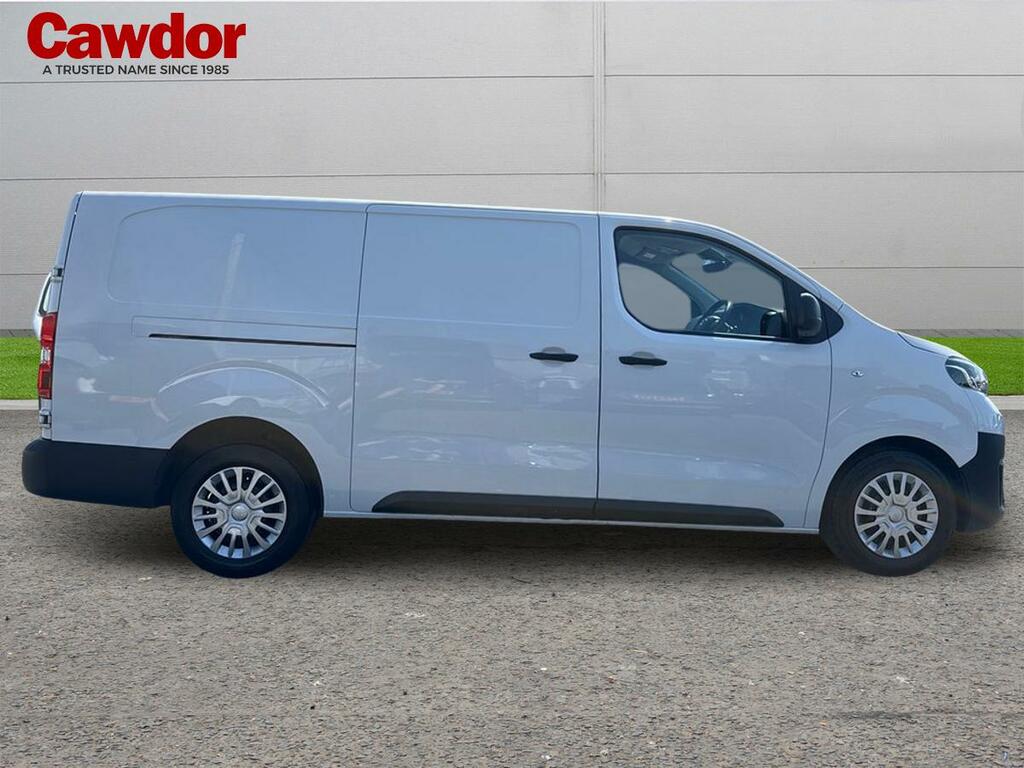Toyota PROACE Icon White #2