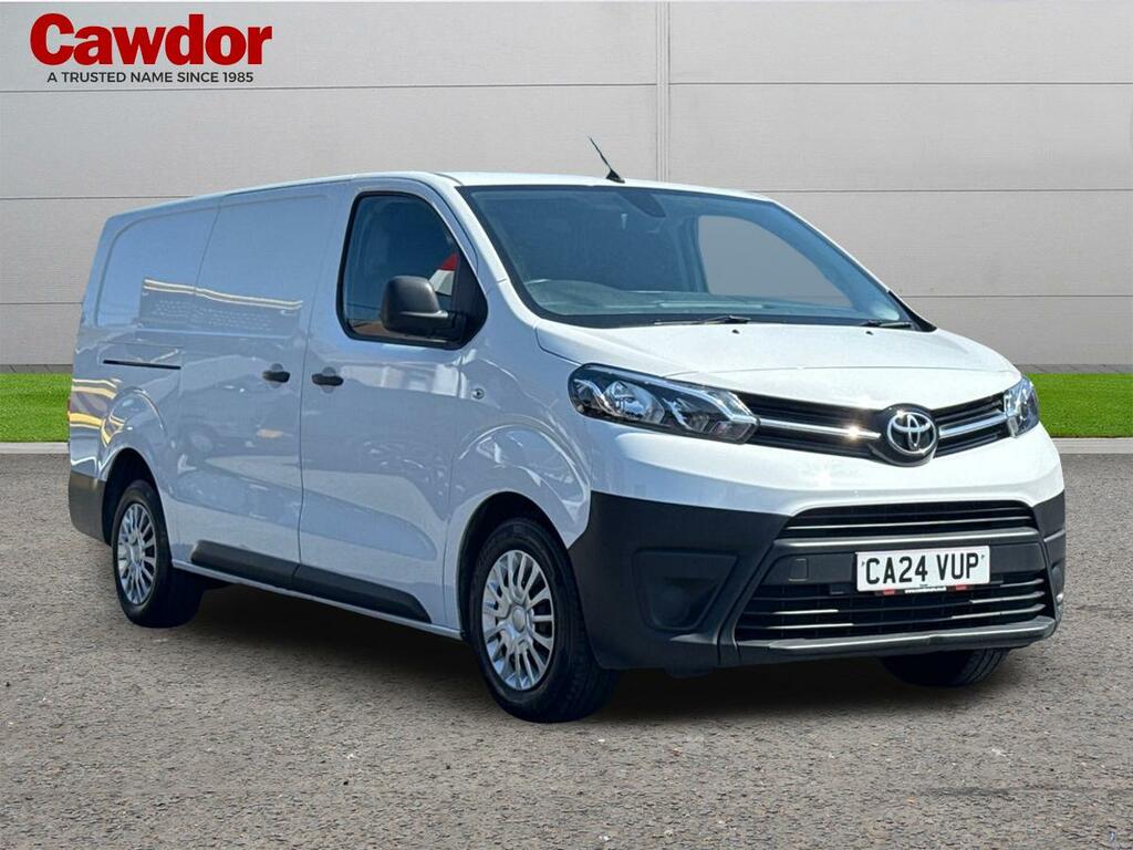 Toyota PROACE Icon White