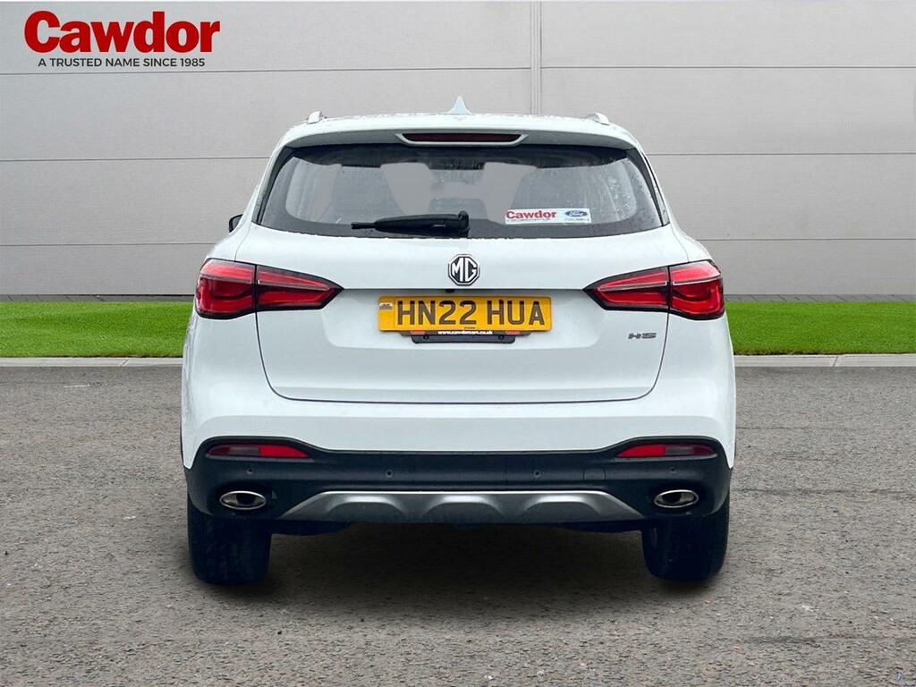 MG HS 1.5 T-gdi Phev Exclusive 2022 White #4