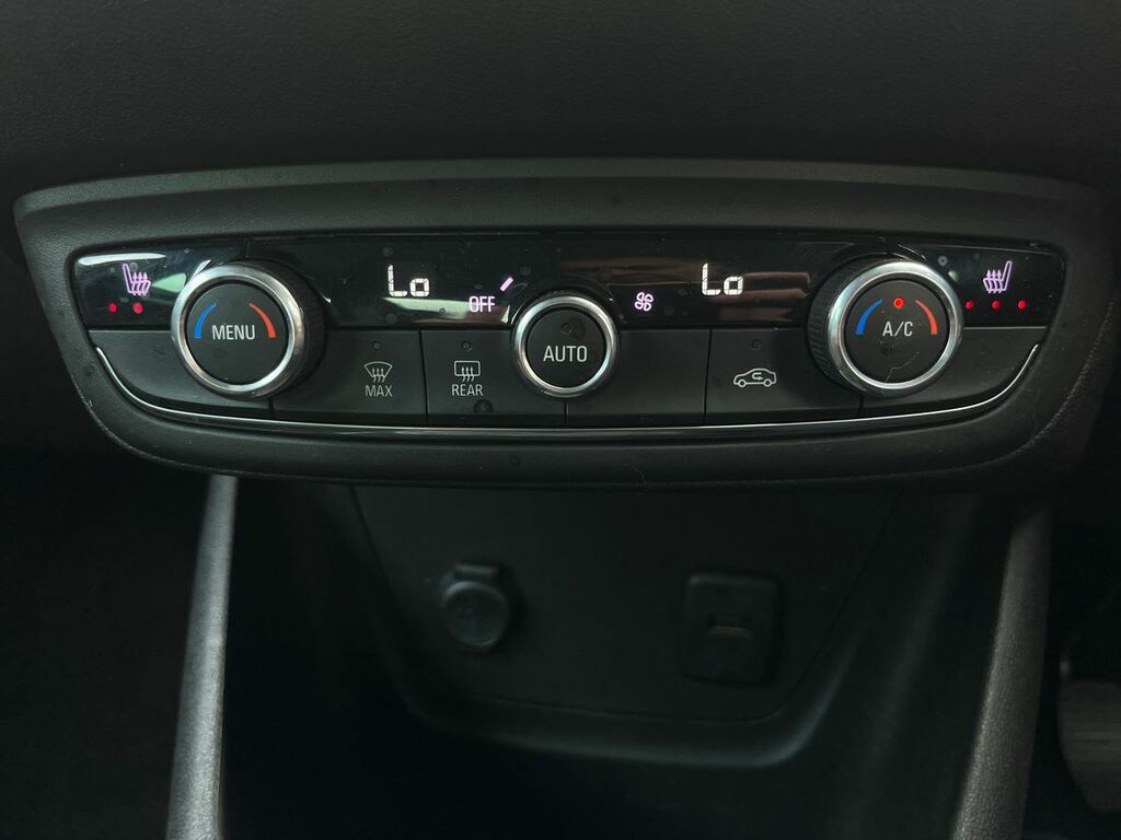 Vauxhall Crossland X Elite Black #15