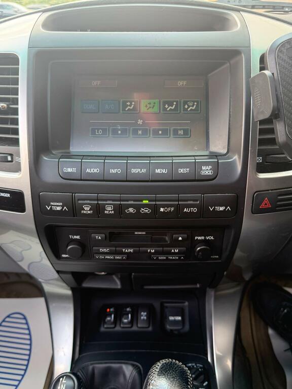 Toyota Land Cruiser D-4d Invincible Grey #27