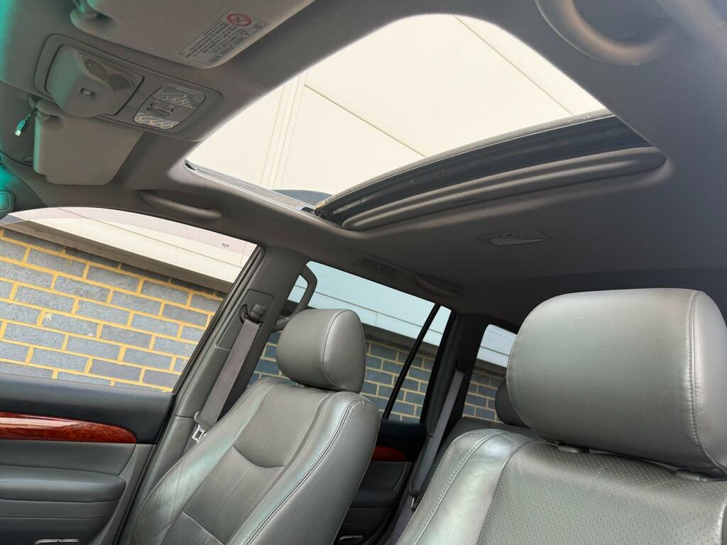 Toyota Land Cruiser D-4d Invincible Grey #35