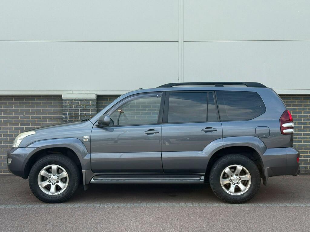 Toyota Land Cruiser D-4d Invincible Grey #9