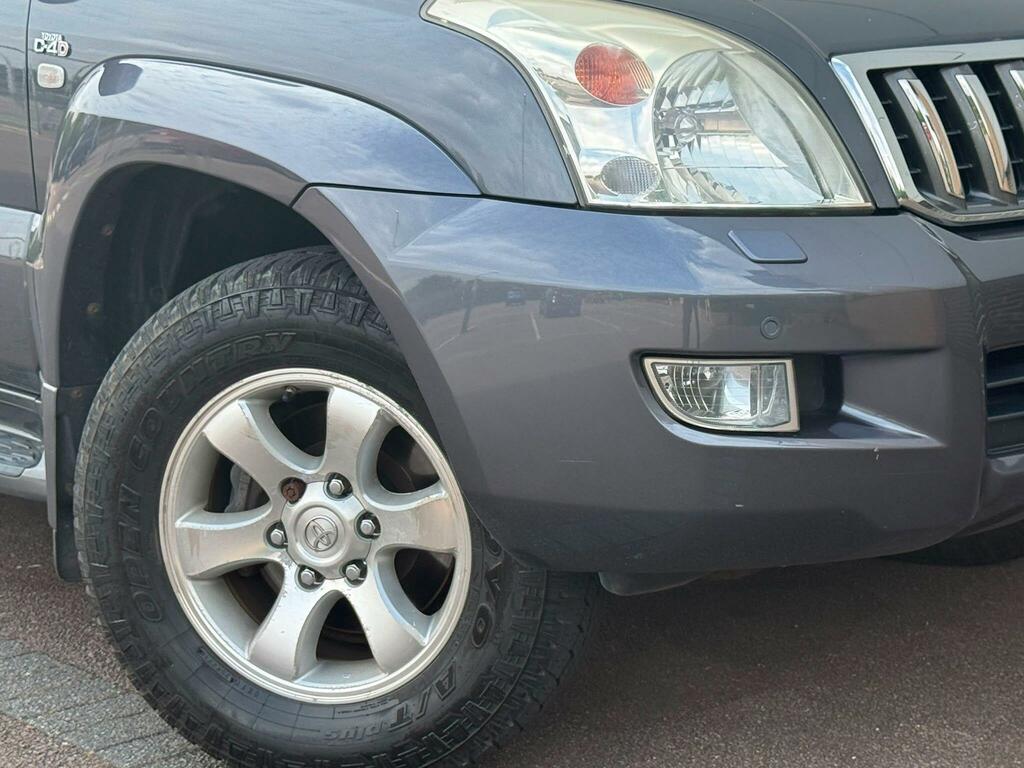 Toyota Land Cruiser D-4d Invincible Grey #24