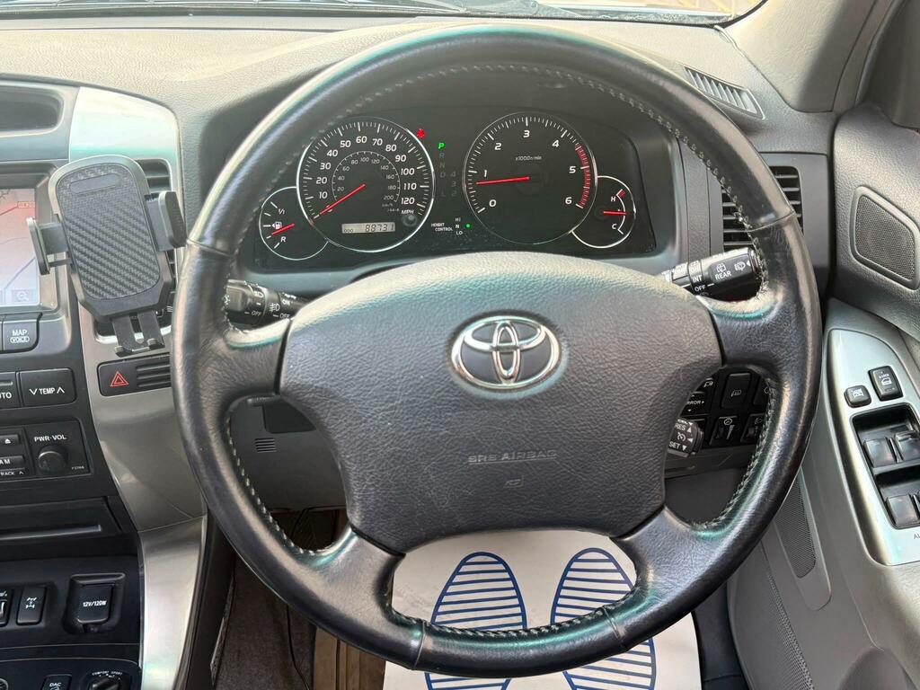 Toyota Land Cruiser D-4d Invincible Grey #32