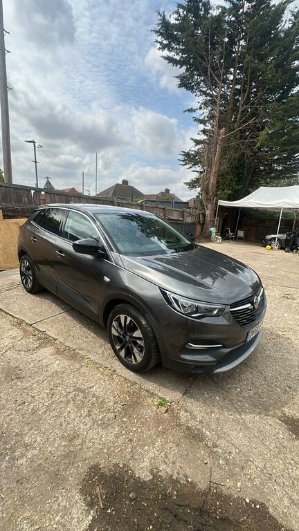 Vauxhall Grandland X Sport Nav Grey