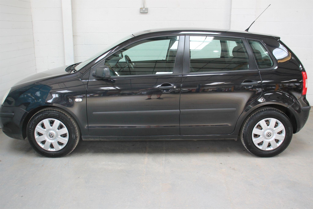 Volkswagen Polo E #9