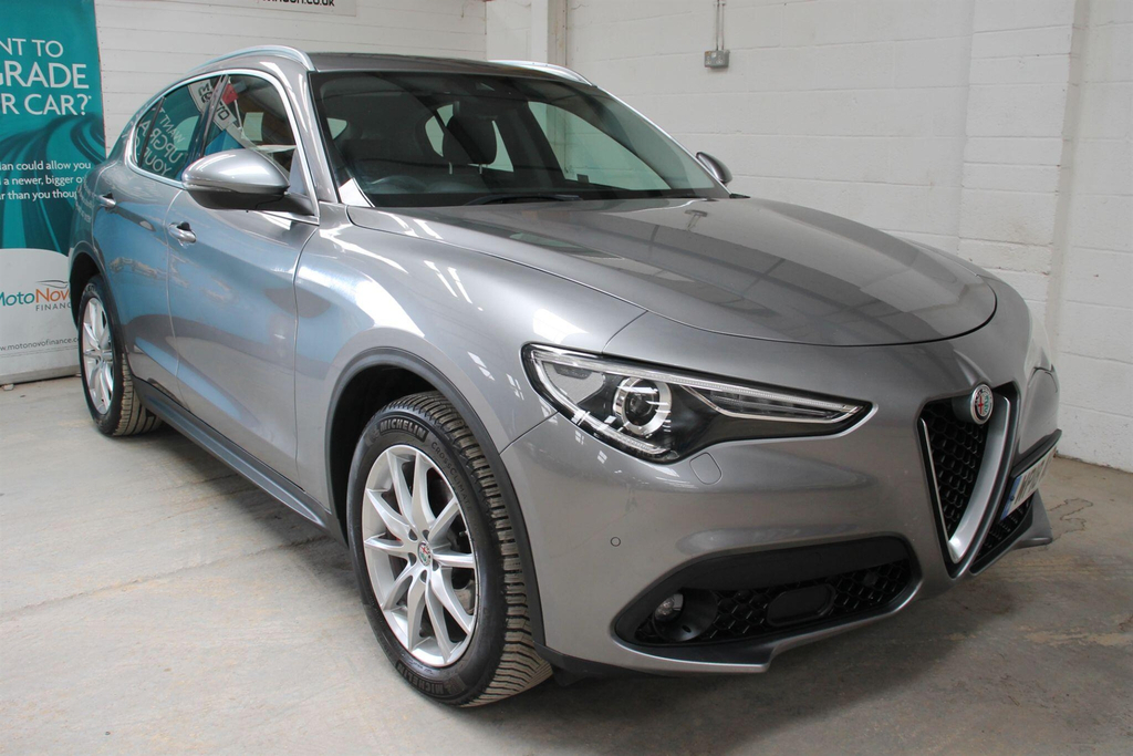 Alfa Romeo Stelvio 2.2 Td Speciale Q4 Awd Euro 6 Ss Grey