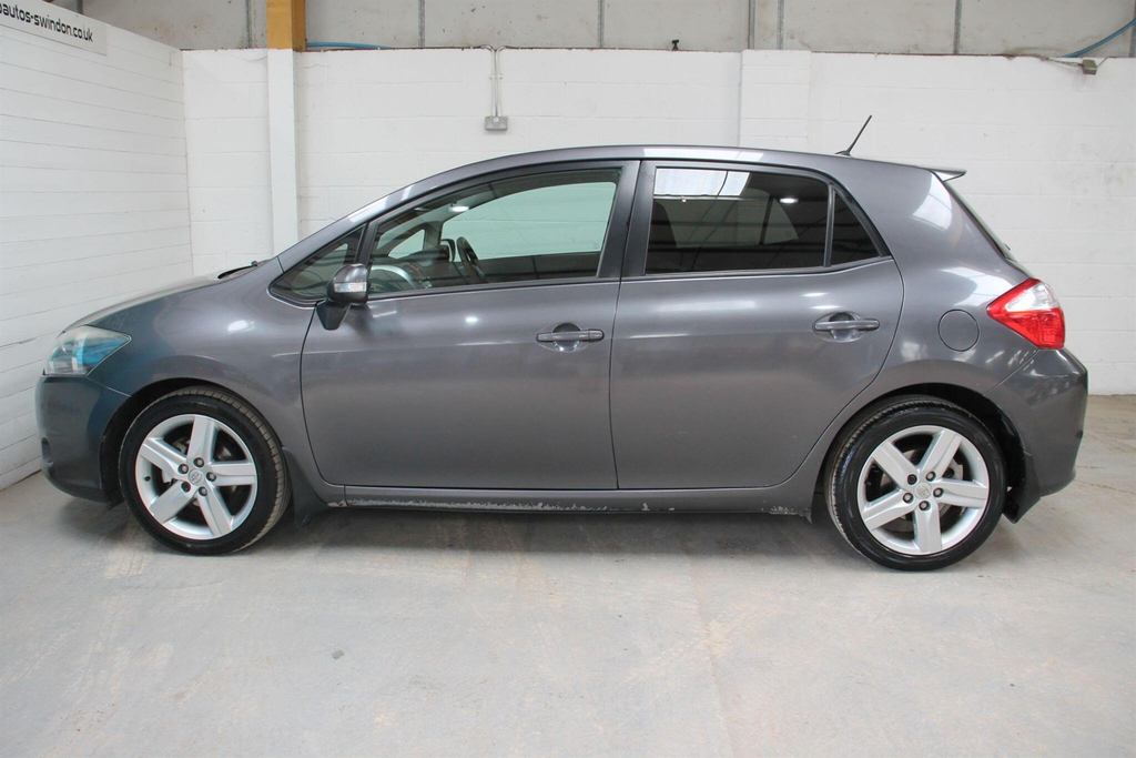 Toyota Auris 1.6 Vvt-i Sr #4