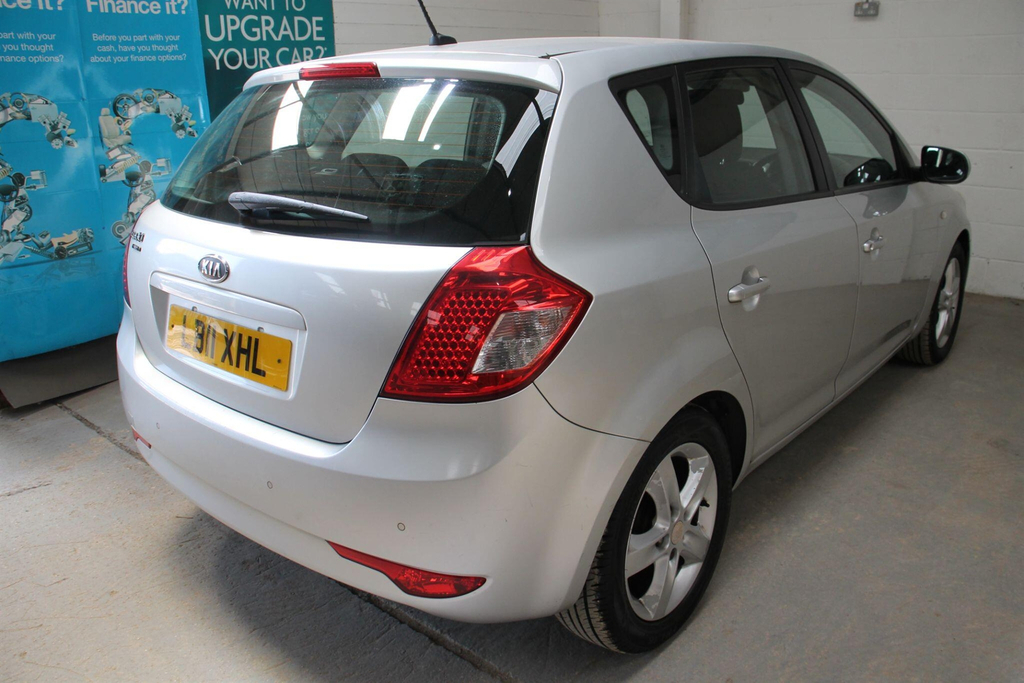 Kia Ceed 1.6 2 Sports Wagon Euro 5 Grey #11