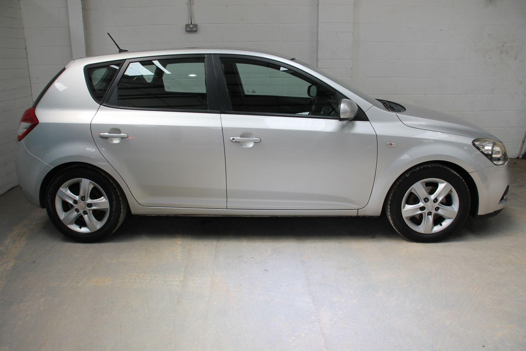 Kia Ceed 1.4 Vr-7 Euro 5 #3