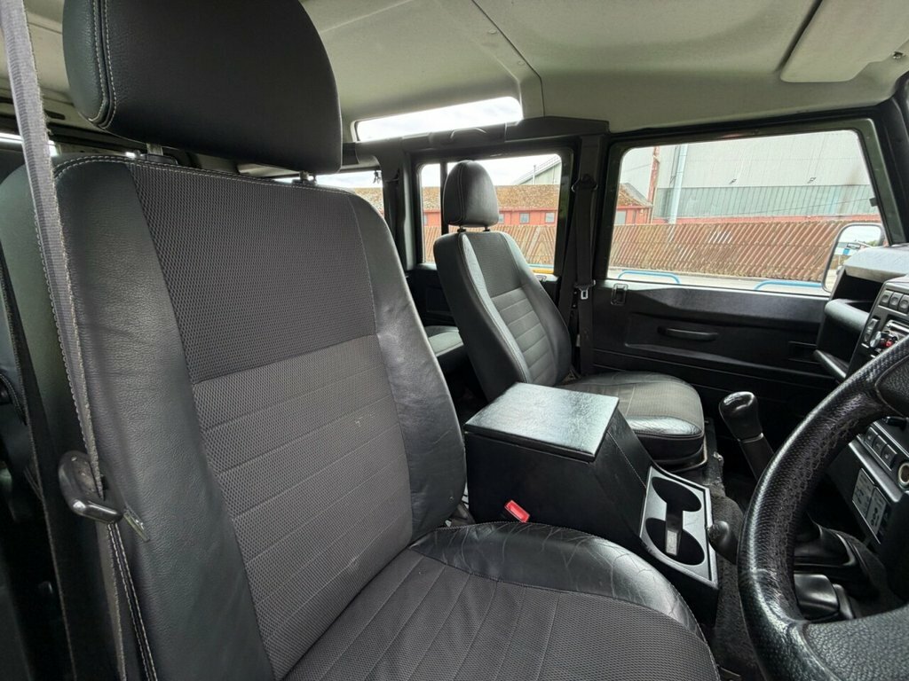Land Rover Defender 90 Xs Station Wagon 2.4Tdci U373 Silver #13