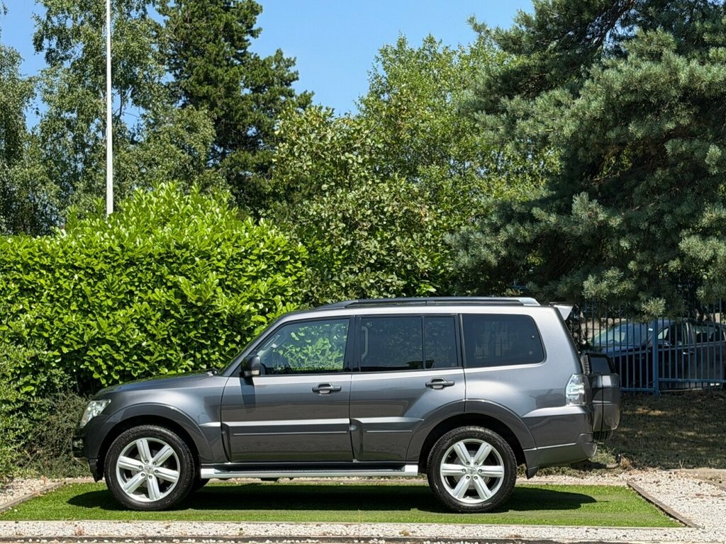 Mitsubishi Shogun 3.2 Di-d Sg3 7 Seat Large Family Suv 4X4 Au Green #35