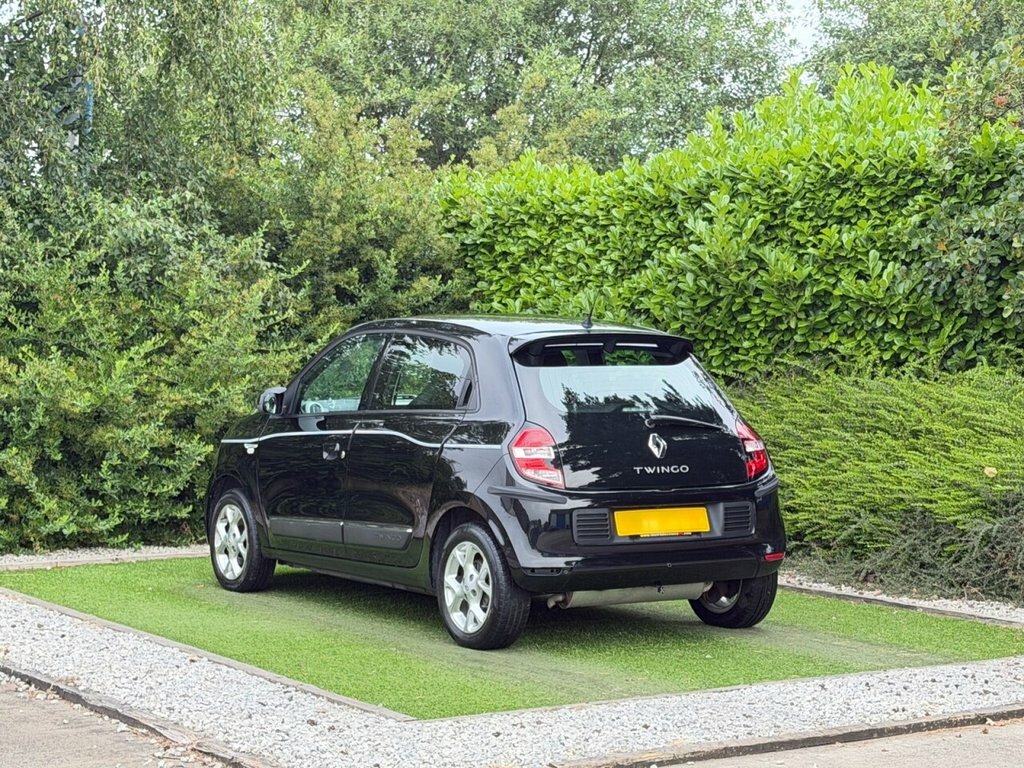 Renault Twingo 1.0 Play Sce 70 Bhp Red #7