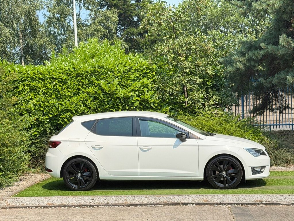 Seat Leon 2L Fr White #2