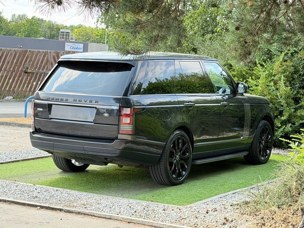 Land Rover Range Rover 4.4L Autobiography 5dr Black #6