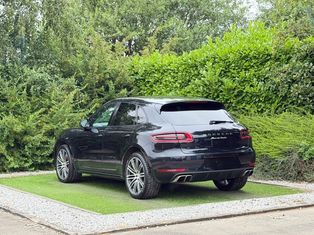 Porsche Macan 3.6L Turbo Black #6