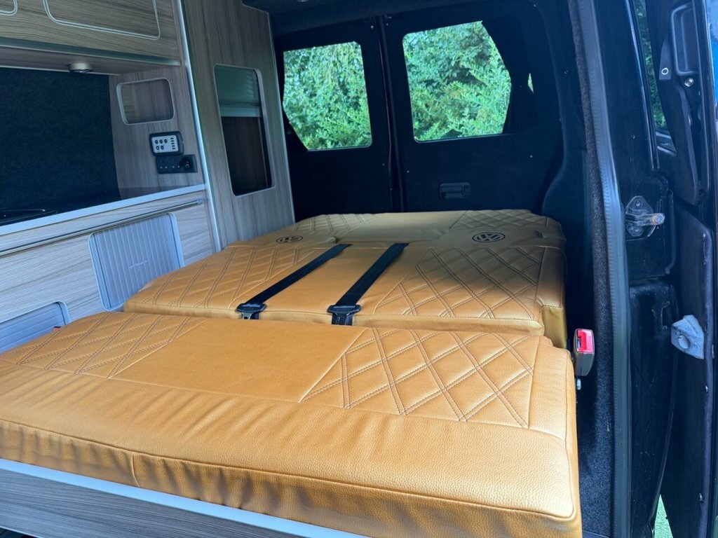 Volkswagen Transporter  Black #35