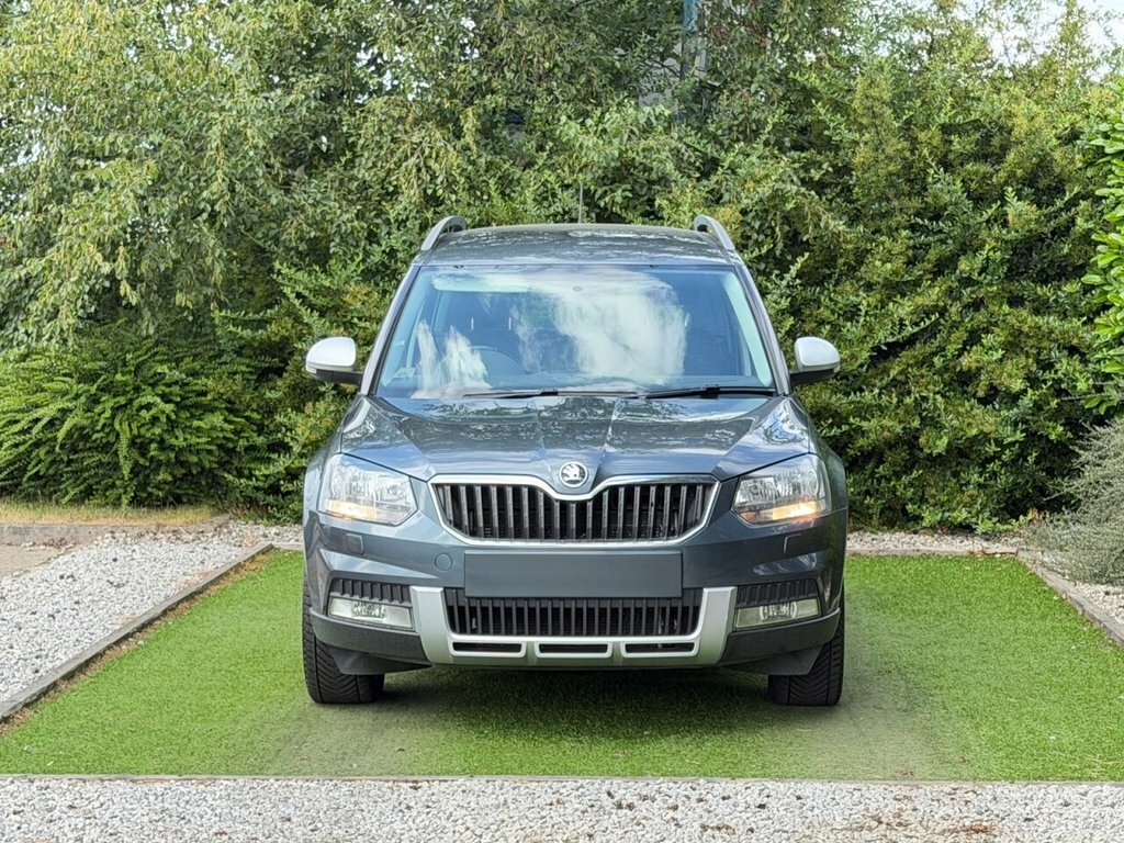 Skoda Yeti 1.2 Tsi S Red #9