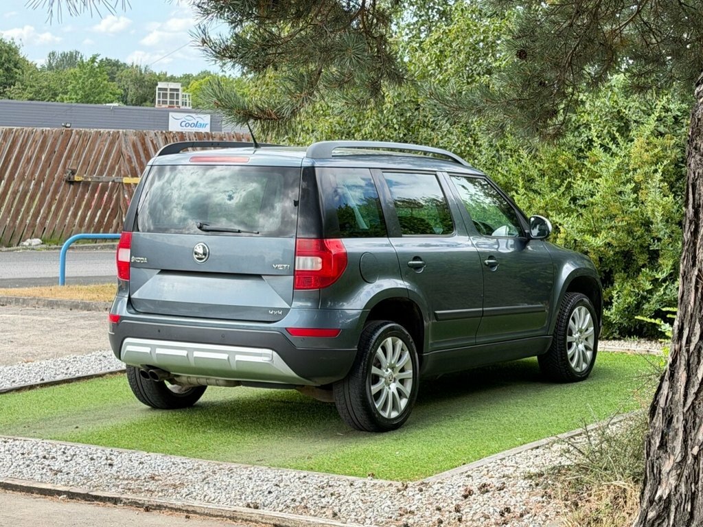 Skoda Yeti 2L Se Business Grey #4