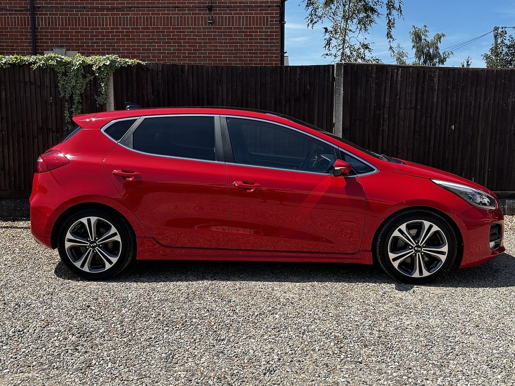 Kia Ceed T-gdi Gt-line S SB17XMT Red #3