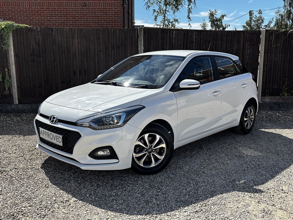 Hyundai I20 T-gdi Se White #4