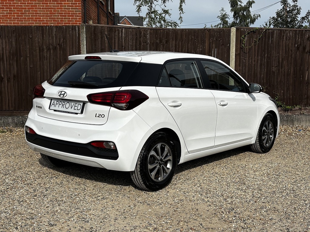 Hyundai I20 T-gdi Se White #6
