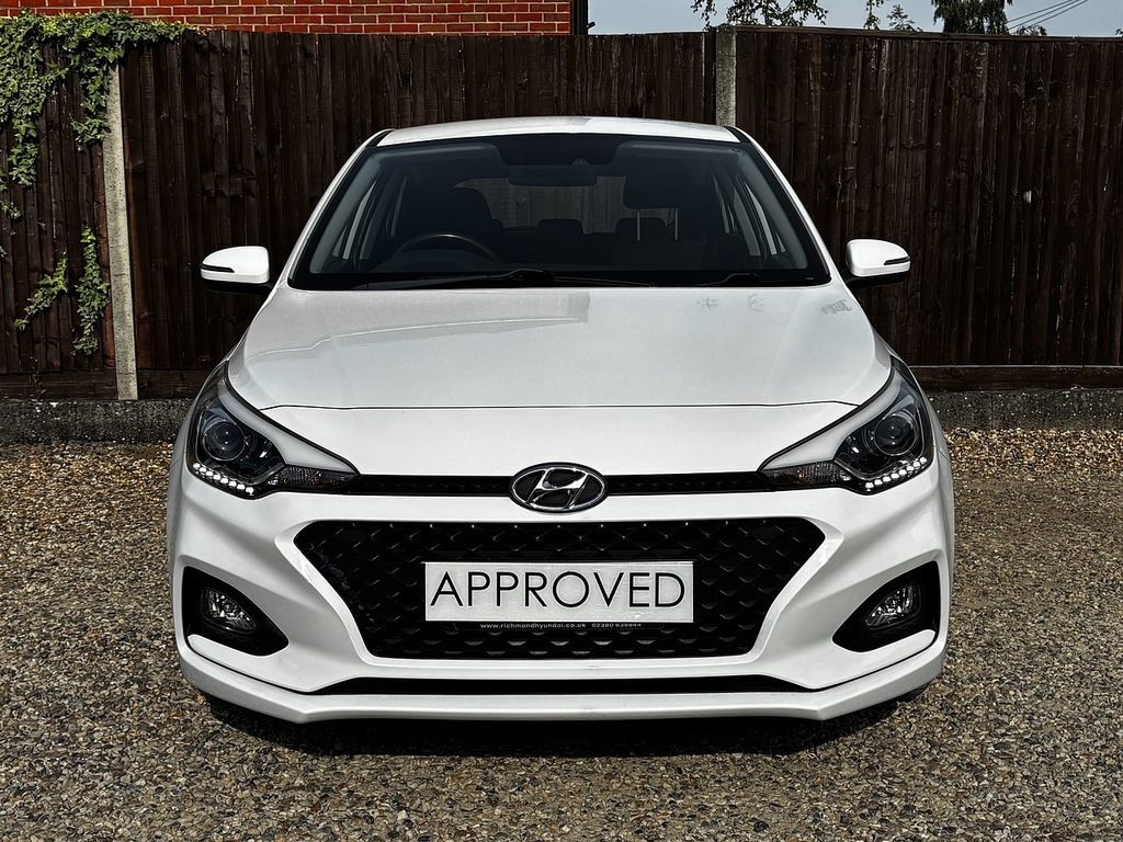 Hyundai I20 T-gdi Se White #3